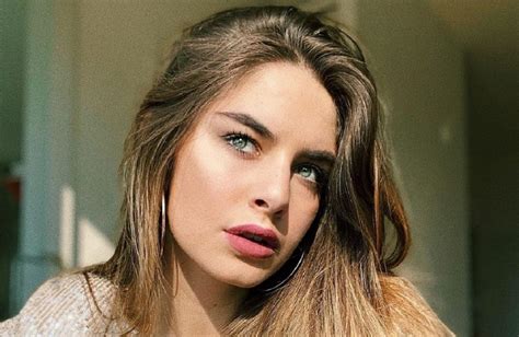 s t e l l a (@stellabossari) • Instagram photos and videos.